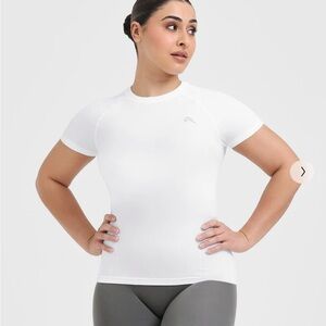 GO TO SEAMLESS FITTED TOP